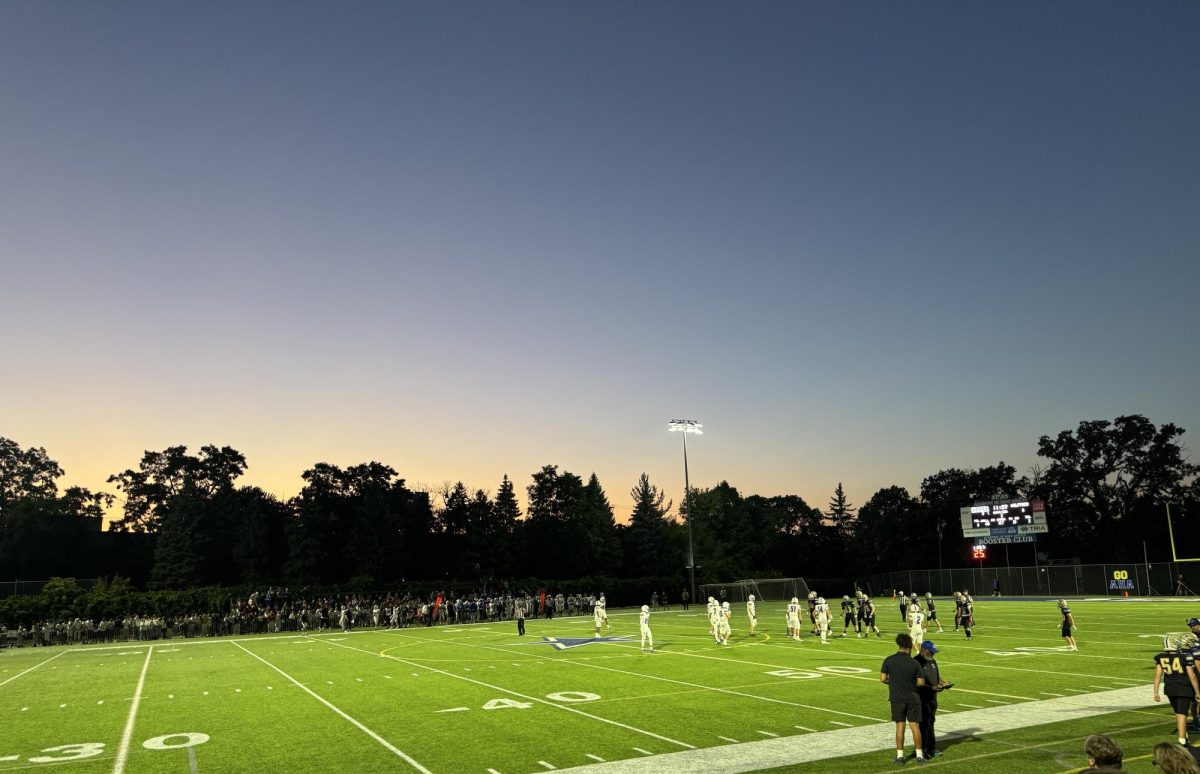 Stars Win Homecoming Football Game